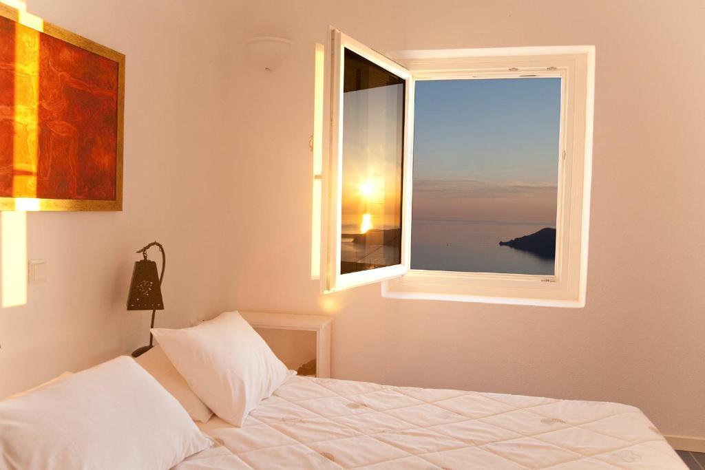 Whitedeck Santorini Hotell Imerovígli Rom bilde